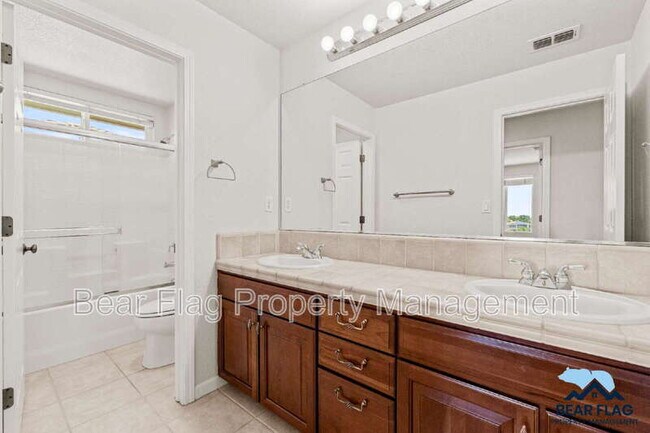 Building Photo - 3729 Archetto Dr