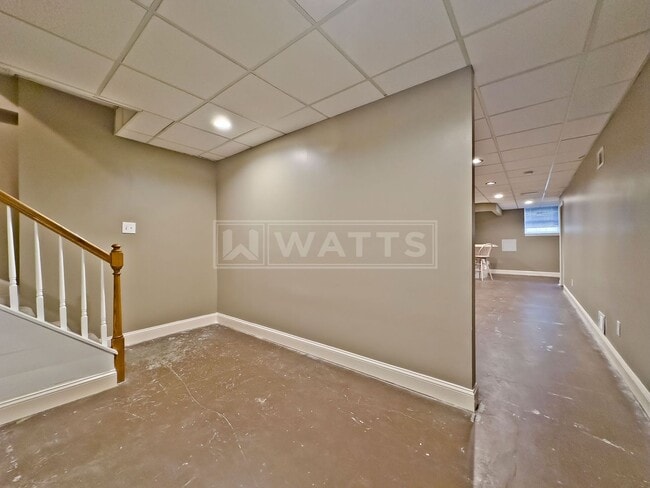 Building Photo - 4 Bedroom, 4.5 Bath Home in Heart of Hoover