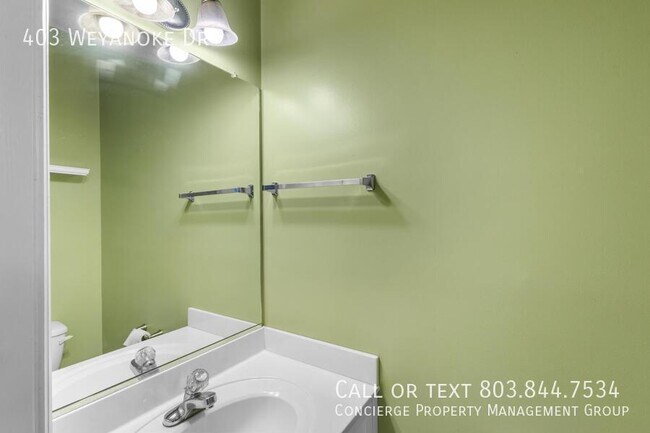 Building Photo - 403 Weyanoke Dr