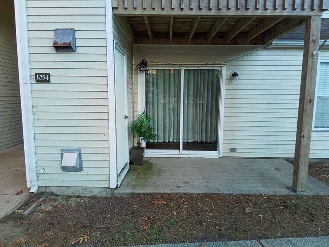 Building Photo - Villages at Berkley - Two bedroom two bath...