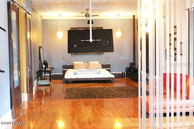 Building Photo - 120 S Woodland Blvd