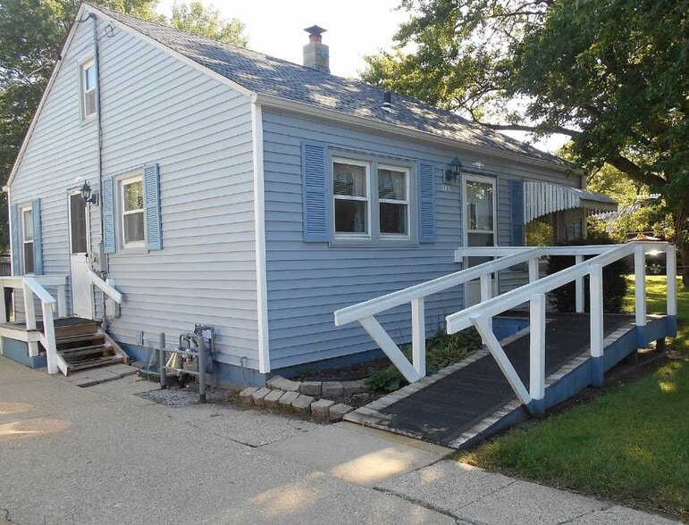 exterior with EZ siding - 915 Marie Ave