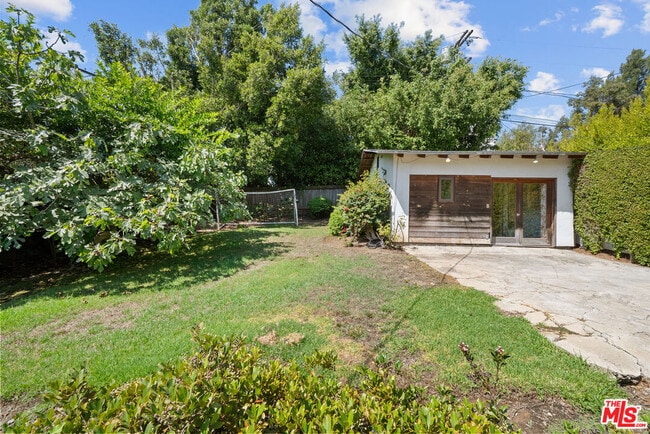 Building Photo - 2569 Patricia Ave