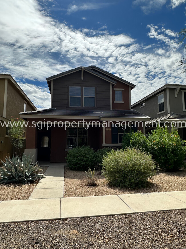 Primary Photo - NORTH PHOENIX HOME IN GATED COMMUNITY!