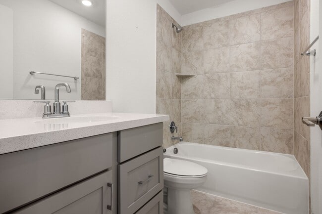 Building Photo - Spacious 4 Bed / 3 Bath in Liberty Hill – Quartz Kitchen, Hot Tub + Flexible W/D Option