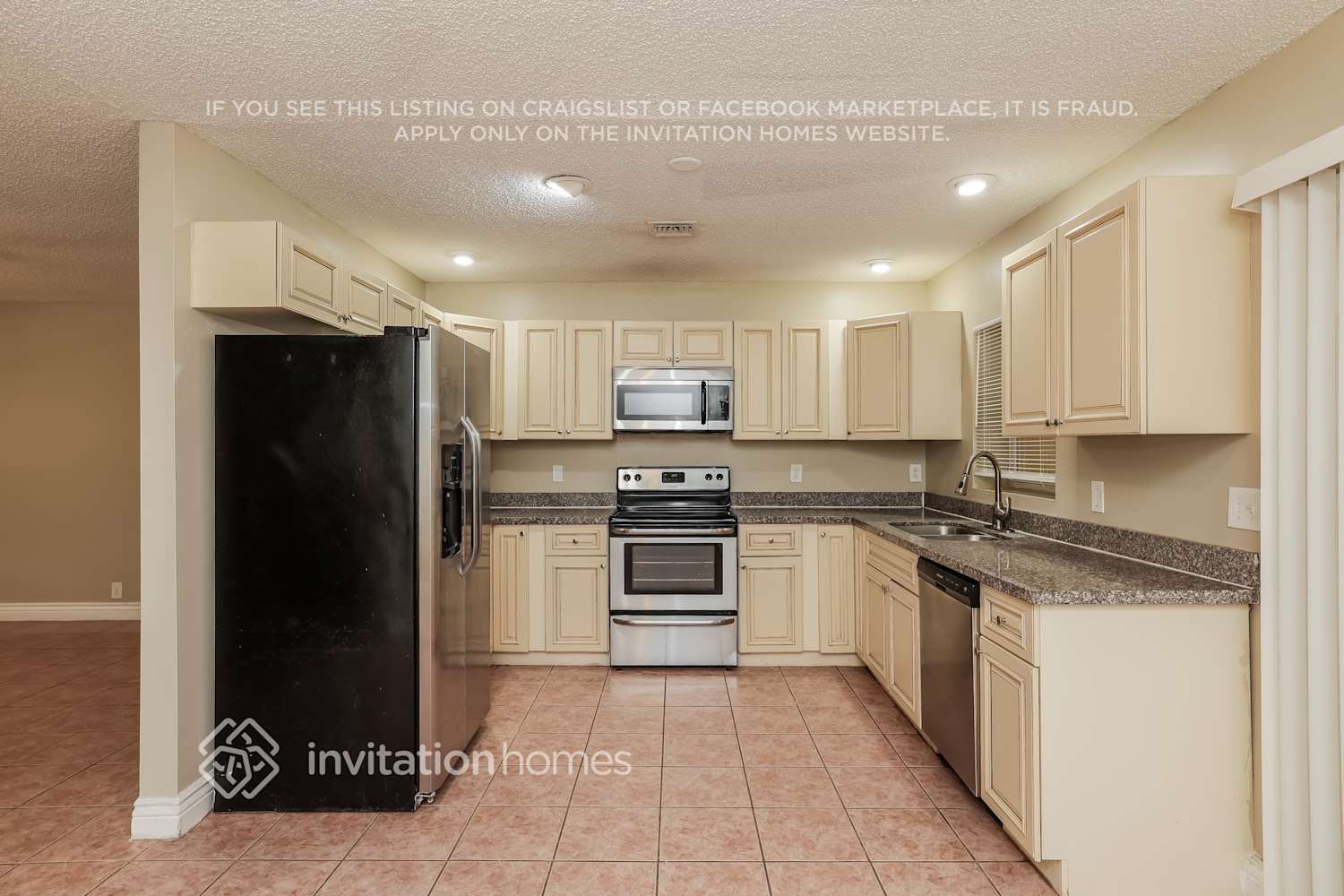 Building Photo - 13355 43rd Rd N