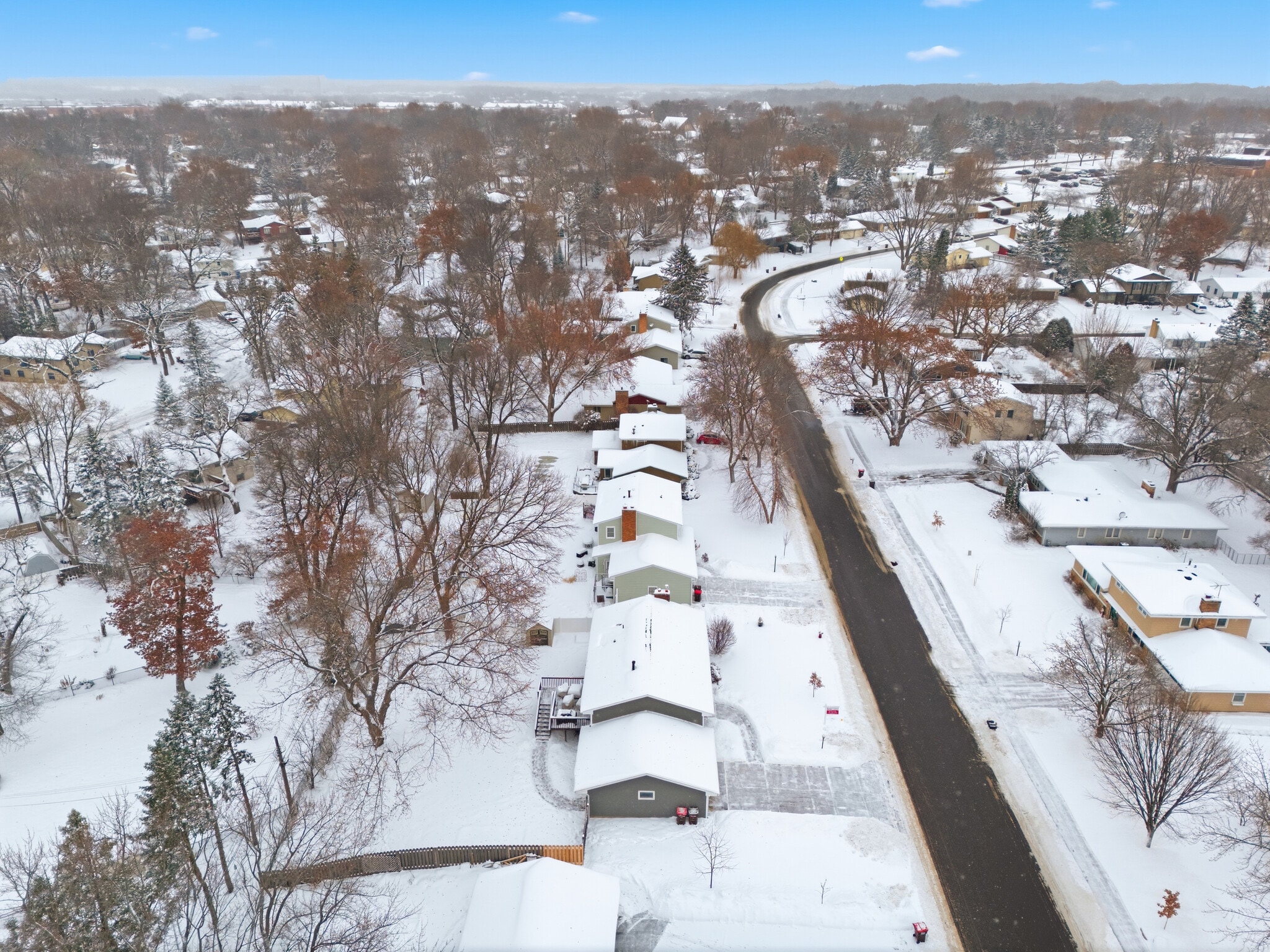 Building Photo - 7048 Montrose Rd