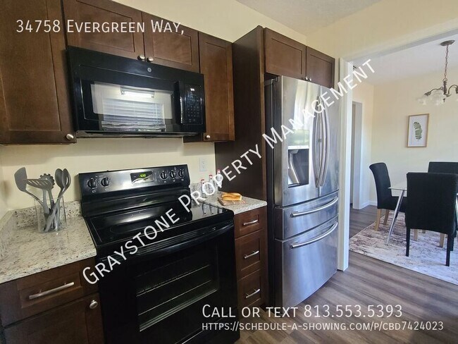Building Photo - 34758 Evergreen Way