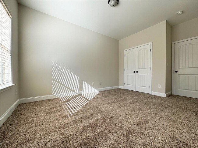 Building Photo - 2251 Chance Ln