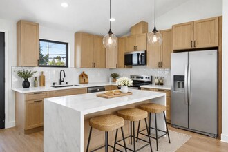 Building Photo - Brand New Construction – 3 Bed / 2 Bath Duplex Home in Normal Heights