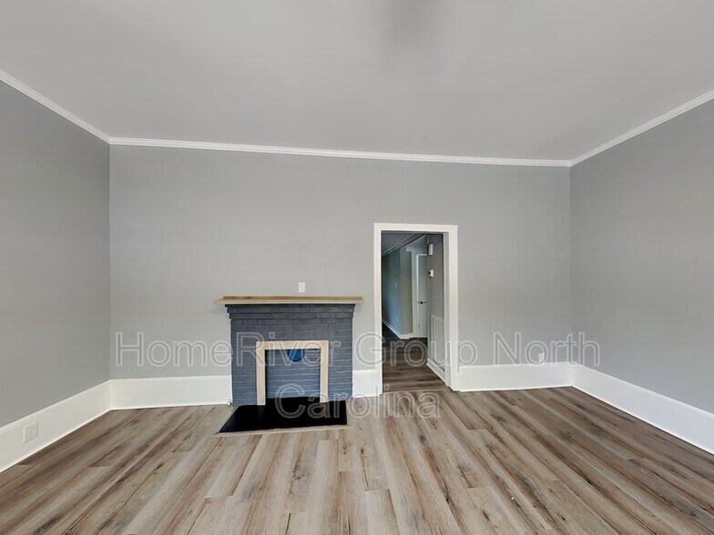 Building Photo - 308 Brawley Ave