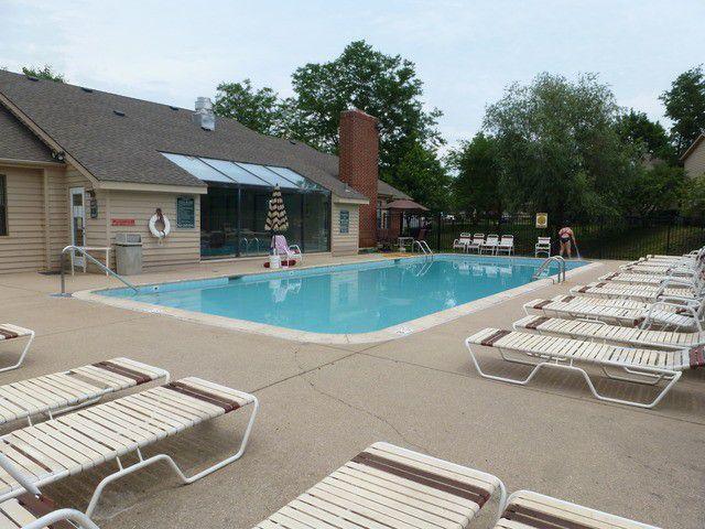 Outdoor Pool - 1921 N Hicks Rd