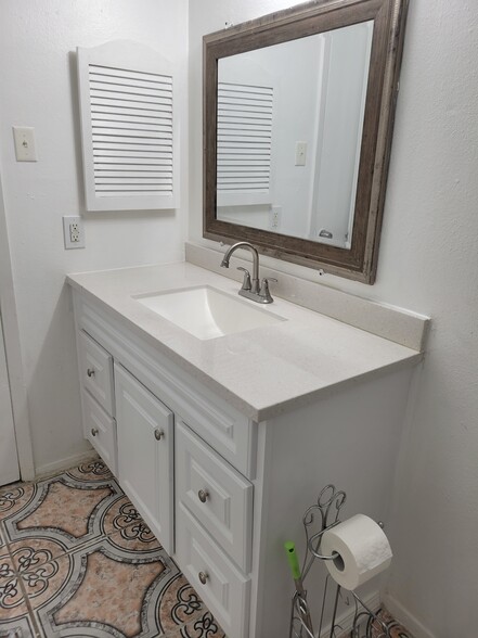 New Bath Room - 8200 Broadway St