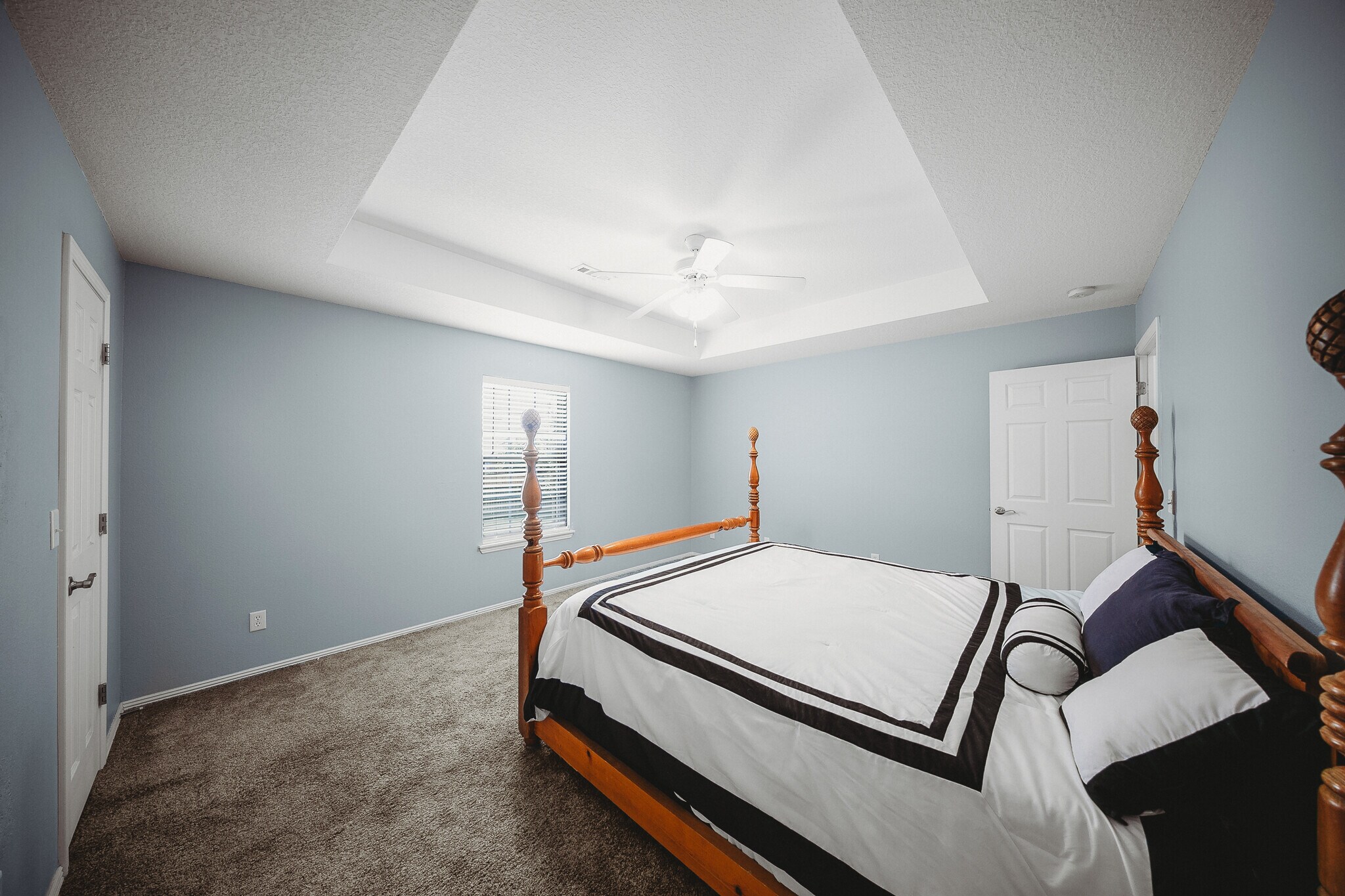 Building Photo - 2167 Sweetwater Ranch Ave