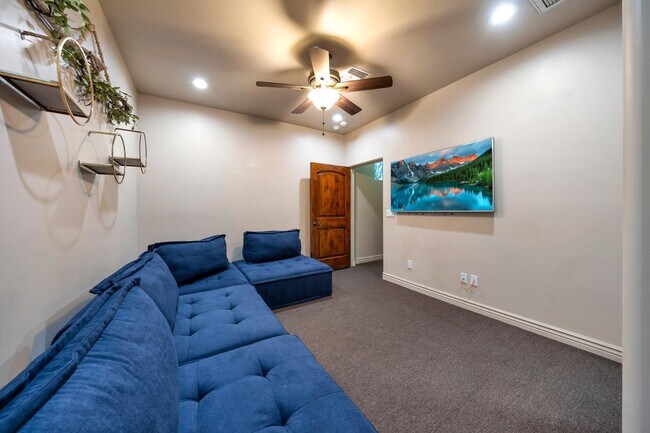 Building Photo - 14598 E Corrine Dr