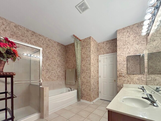 Building Photo - 2948 Concord Ln