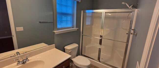 Building Photo - 335 Shallowford Reserve Dr