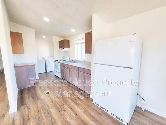 Building Photo - 1281 West St