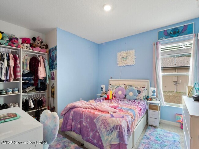 Building Photo - 496 Vanguard St SE