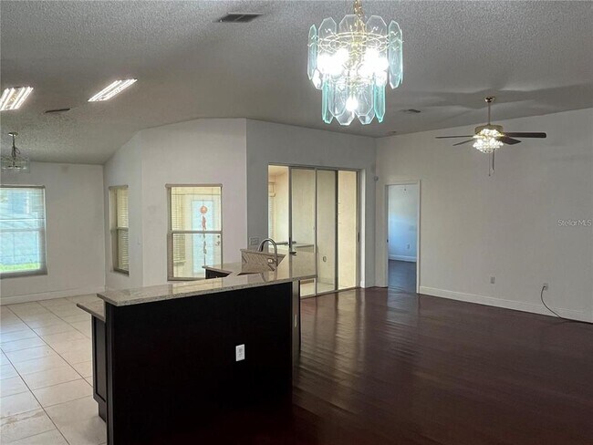 Building Photo - 8908 Southbay Dr