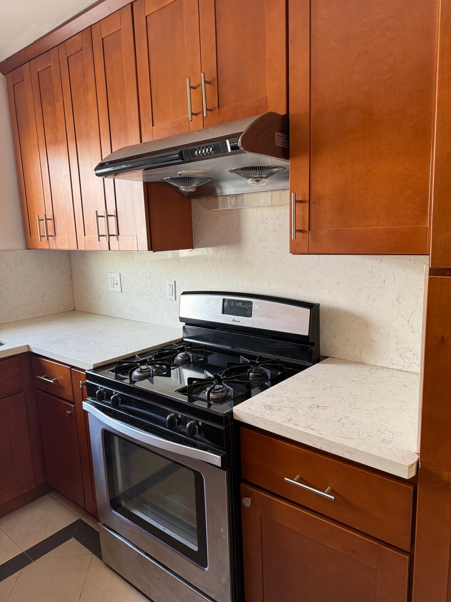 Building Photo - 16713 Crenshaw Blvd