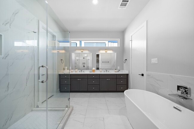 Building Photo - 3513 Hutchins St