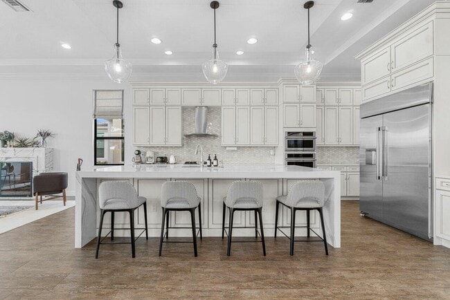 Building Photo - 13026 Artisan Cir