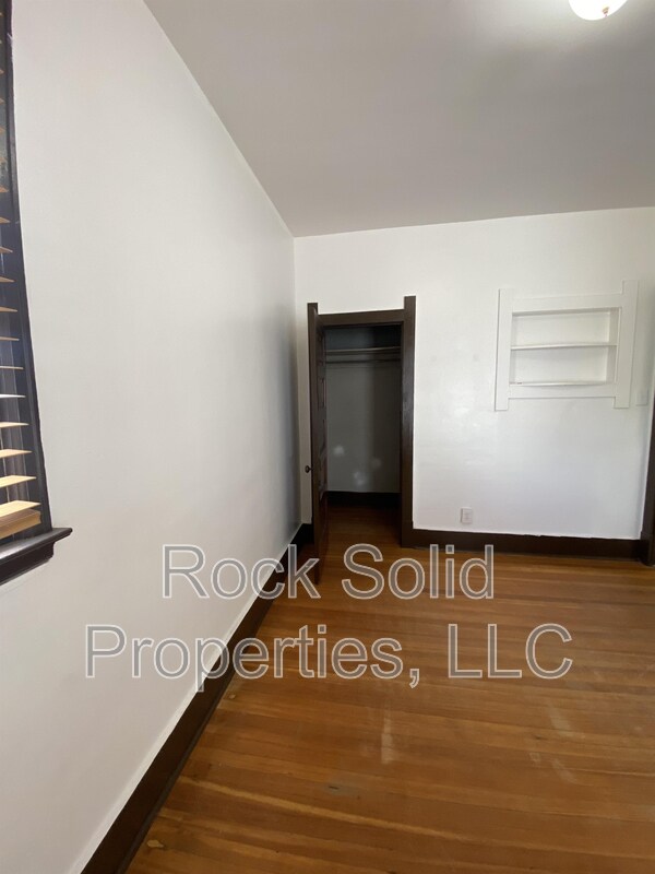Building Photo - 2414 Reed Ave