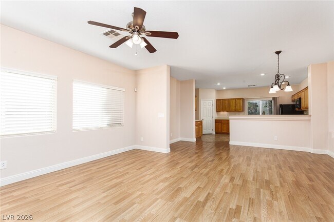 Building Photo - 5163 Tunnel Falls Dr