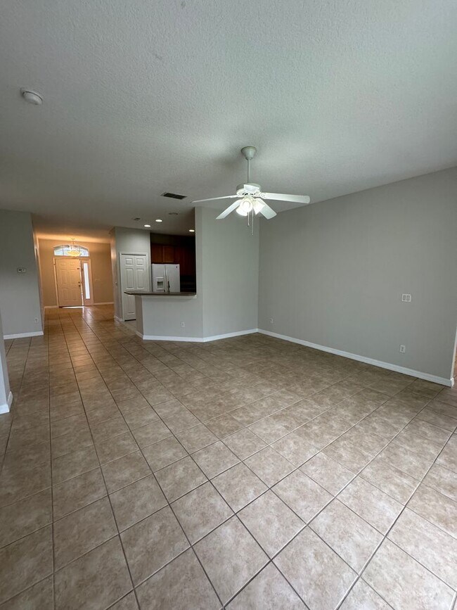 Building Photo - 10360 Sandy Marsh Ln