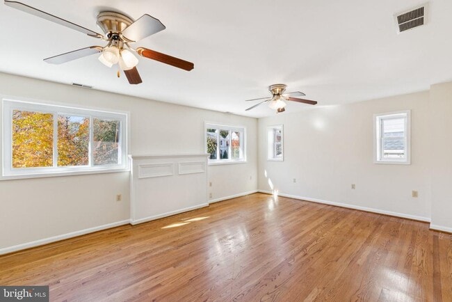 Building Photo - 5203 Nahant St