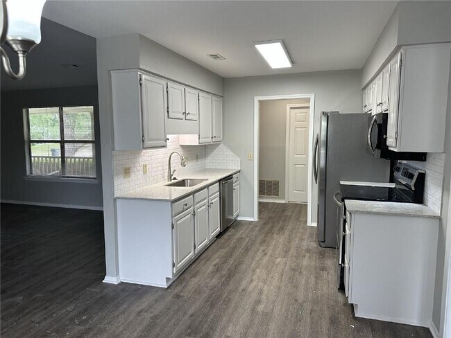 Building Photo - 2485 W Jane Cir Dr
