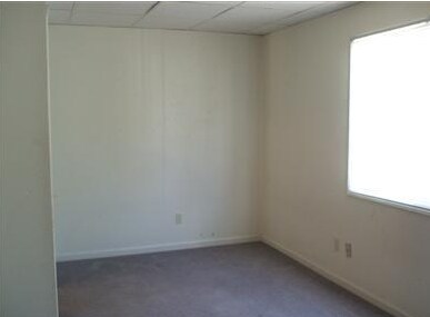 Building Photo - 301 Grand Ave