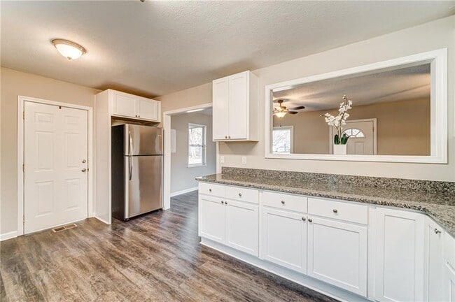 Building Photo - 2563 GA-101