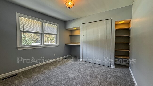 Building Photo - 5100 Shenstone Dr