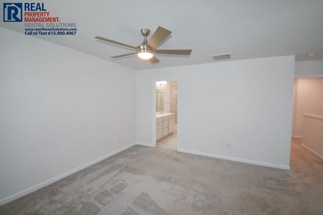 Building Photo - Gorgeous 3BR/2.5BA townhome w/ garage, w/dryer hookups, triple Rockvale schools!