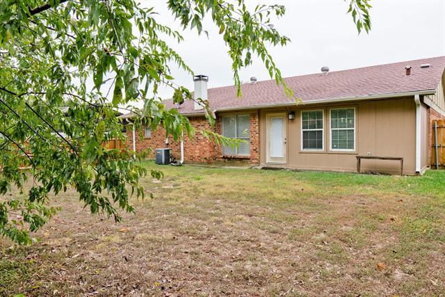 Building Photo - 215 Countryside Dr