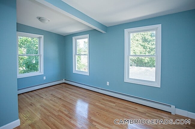 Building Photo - 173 Rindge Ave