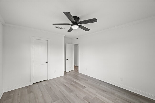 Building Photo - 205 Raymond St