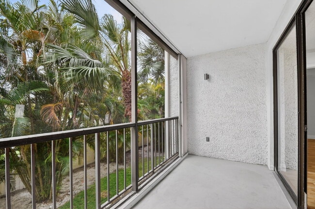 Building Photo - 4080 Tivoli Ct