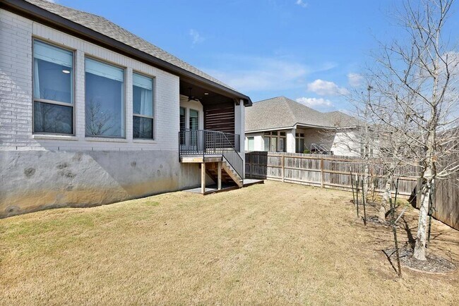 Building Photo - 378 Carpenter Hill Dr