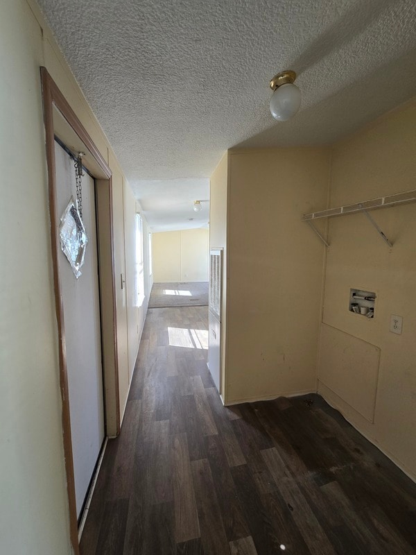 Building Photo - 2412 Cattail Cir