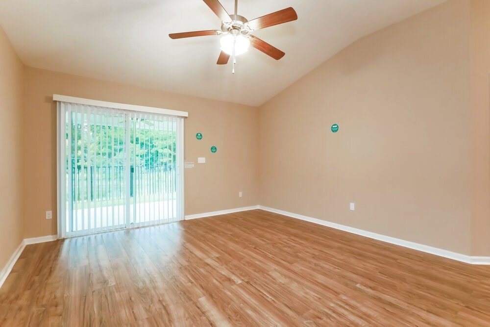 Building Photo - 15847 Rachel Creek Dr