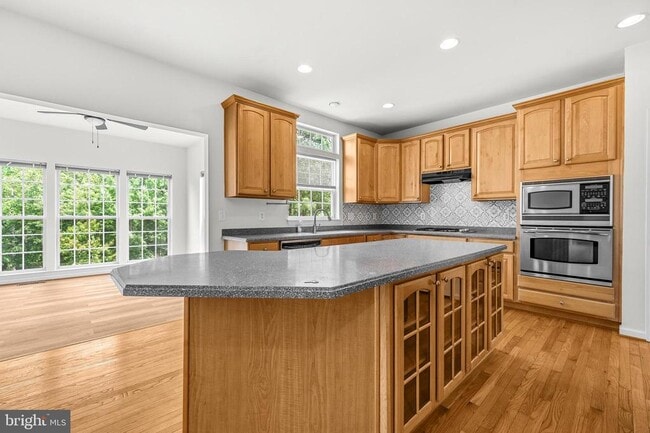 Building Photo - 5407 Silver Maple Ln