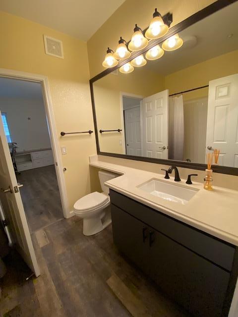 Building Photo - 151 Kestrel Ct