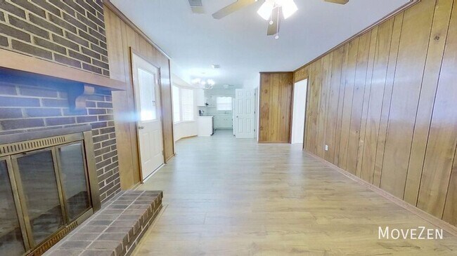 Building Photo - 1209 Sidney Dr