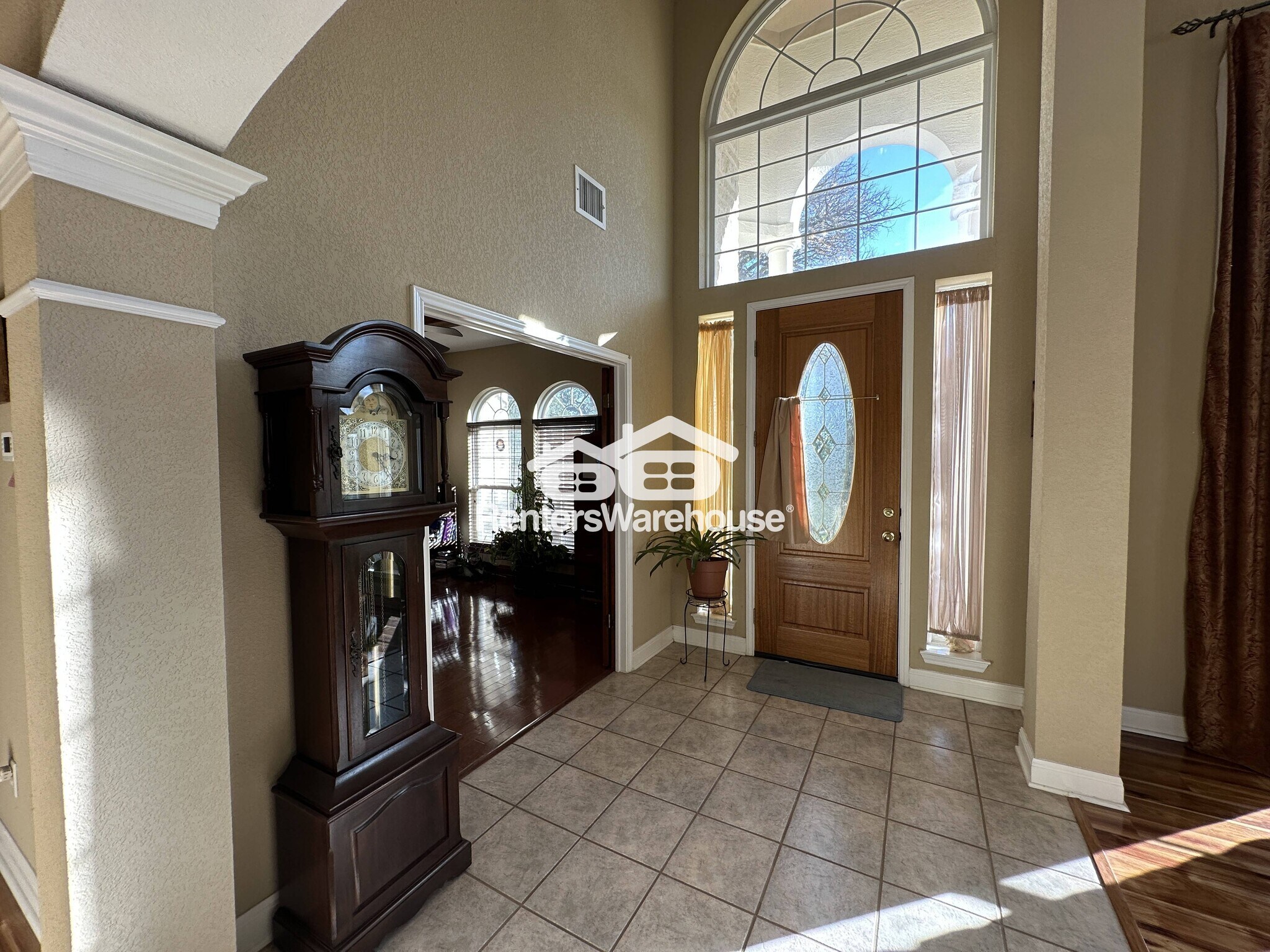 Building Photo - 900 Wayside Dr