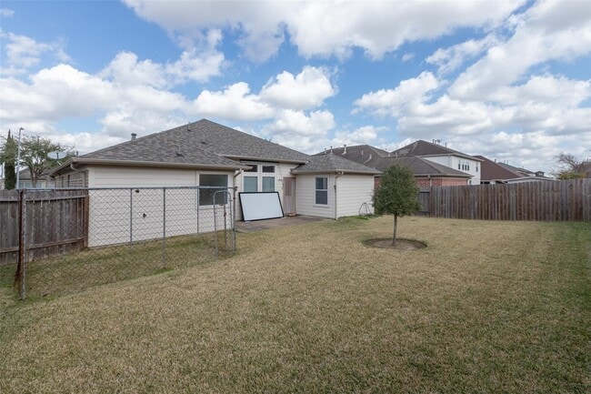 Building Photo - 20547 Upland Fair Ln