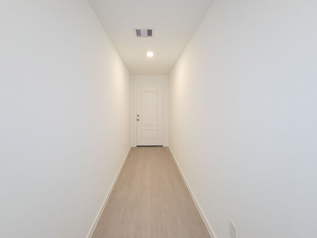 Building Photo - This great new single-story design makes smart use of the space available. At the front are all t...