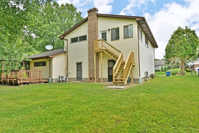 Building Photo - 920-922-922 Cynthia Ct